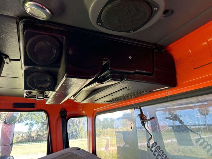 2018-autocar-xpeditor-image-8