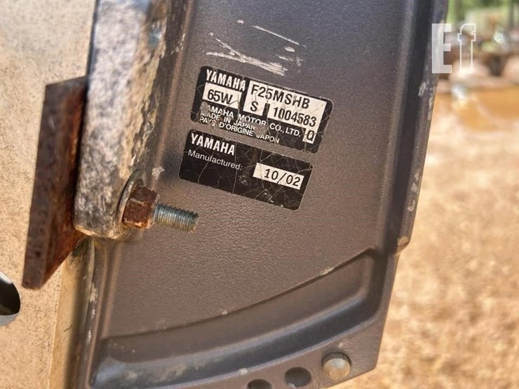 2002-hull-25-image-8