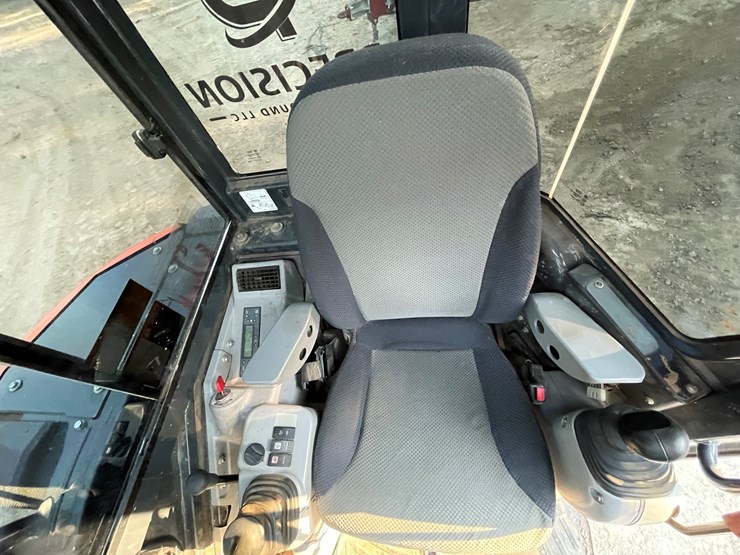 2019-hitachi-zx50u-5n-image-24