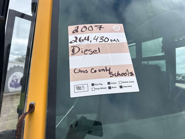 2007-freightliner-b2-image-37