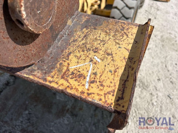 2005-deere-310g-image-26