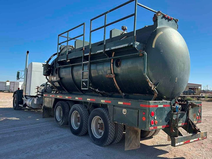 kenworth-t800b-image-7