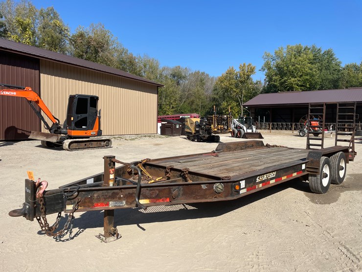 2015-custom-flatbed-image-1