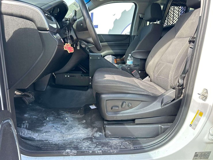 2018-chevrolet-tahoe-image-12