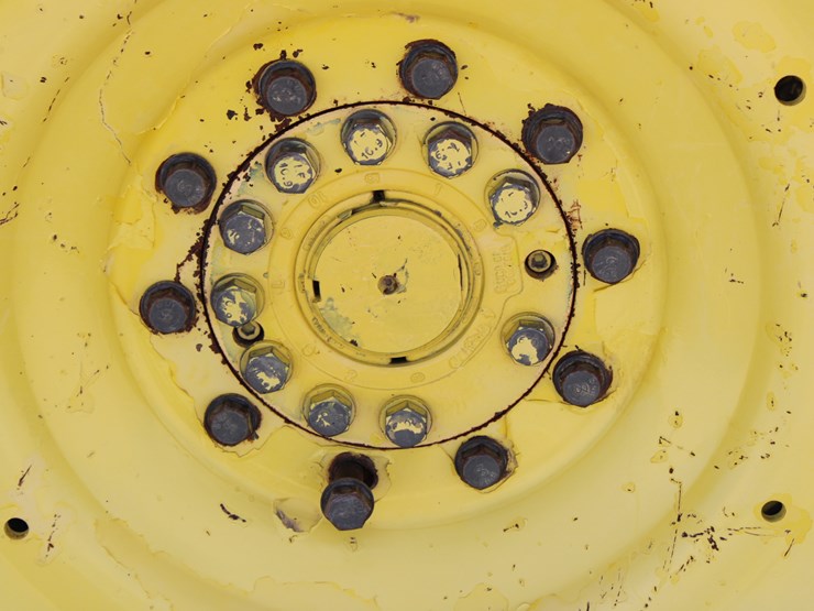 john-deere-8320-image-39