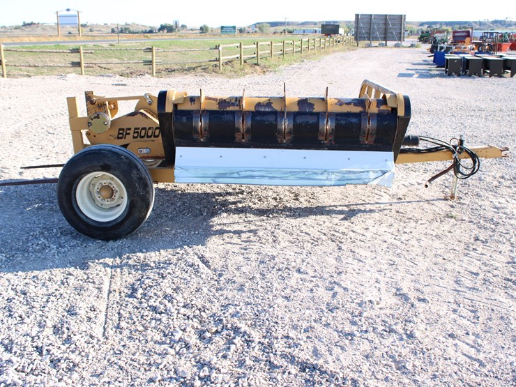 #2094-•-#2094-bf-5000-pull-type-round-bale-unroller-image-6