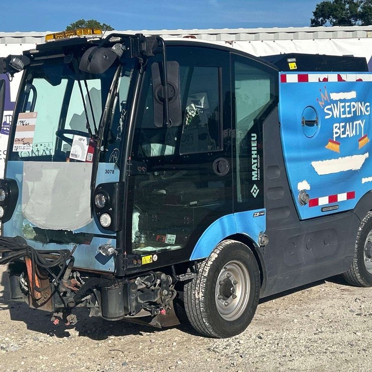 2020 Mathieu MC210 Azura Flex Street Sweeper