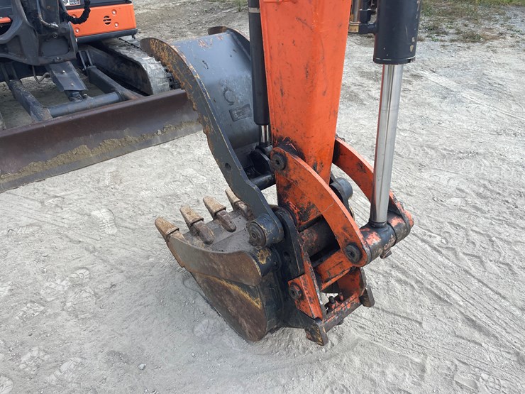 2019-hitachi-zx50u-5n-image-12