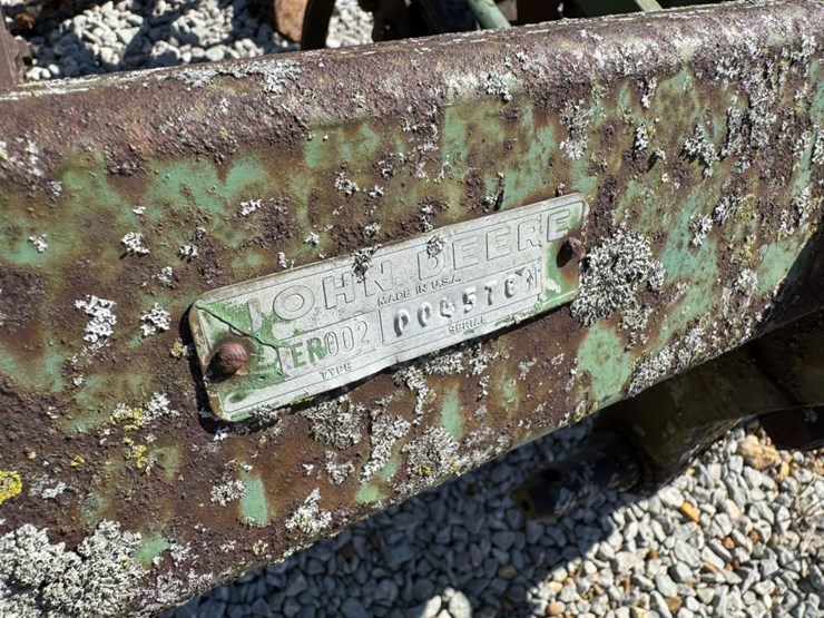 #12475-•-4-row-cultivator-image-4