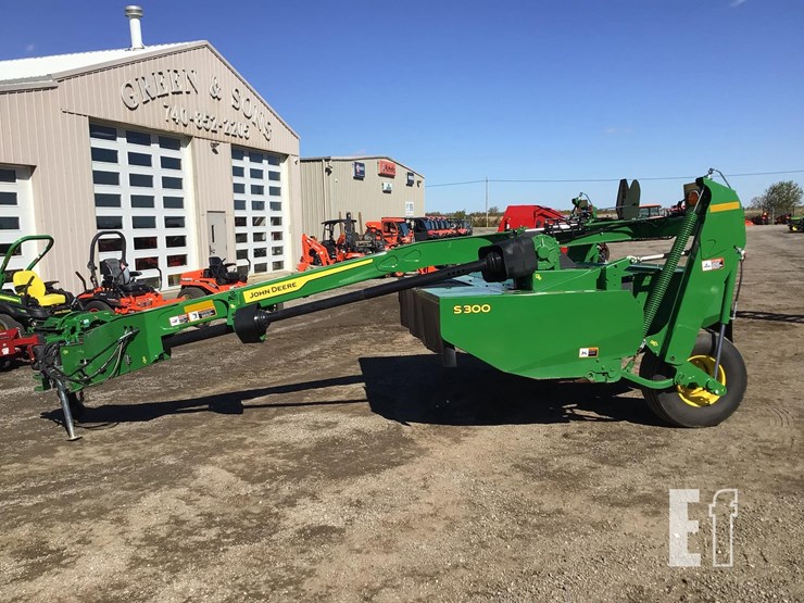 2023-john-deere-s300-image-4