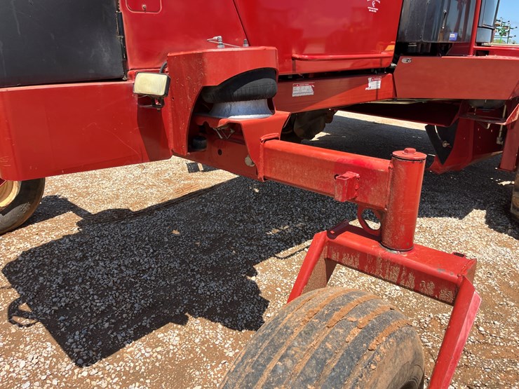 2009-new-holland-h8060-image-18