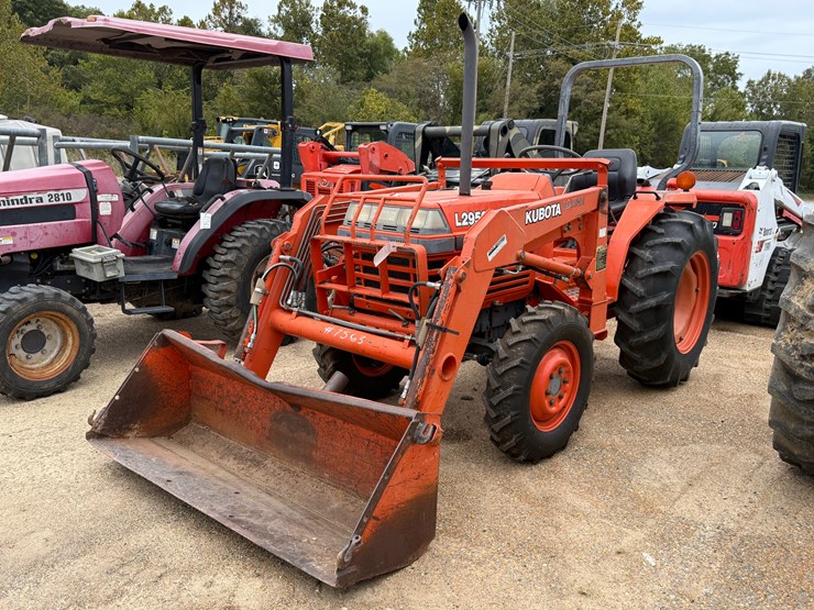 kubota-l2950-image-1
