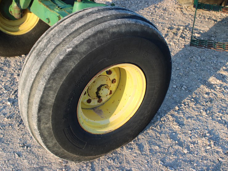 john-deere-4440-image-18
