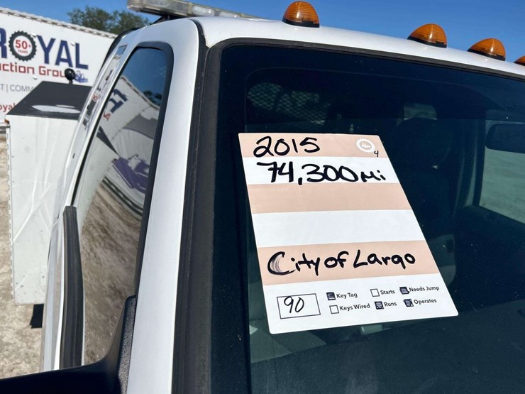 2015-ford-f350-image-26