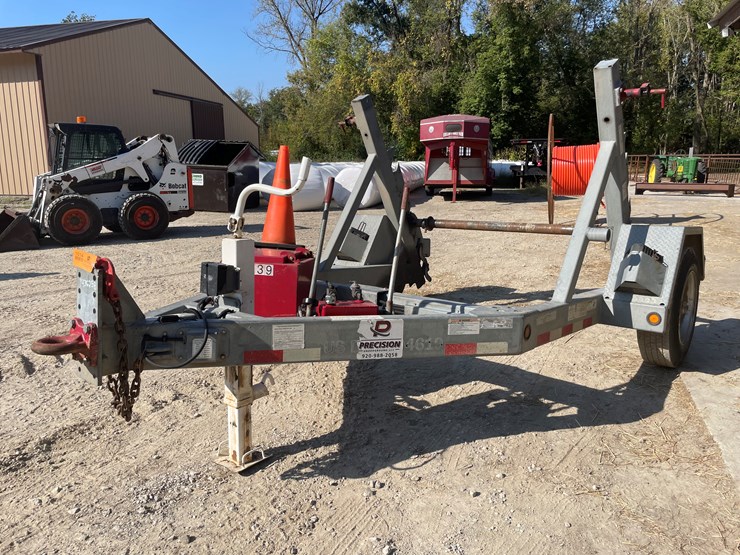 #1014-•-2015-moran-reel-trailer,-(has-title)-image-1