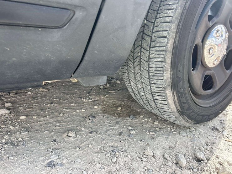 2016-ford-explorer-image-23