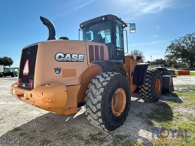 2016-case-821f-image-3