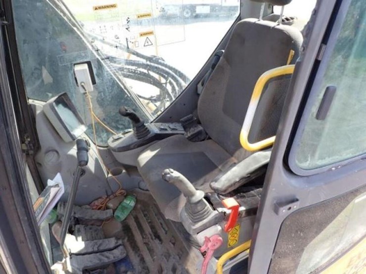 2014-volvo-ecr305cl-image-19