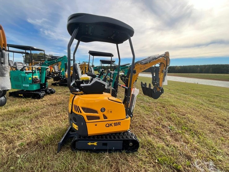 unused-cfg-qk18r-mini-excavator-(rato-image-5