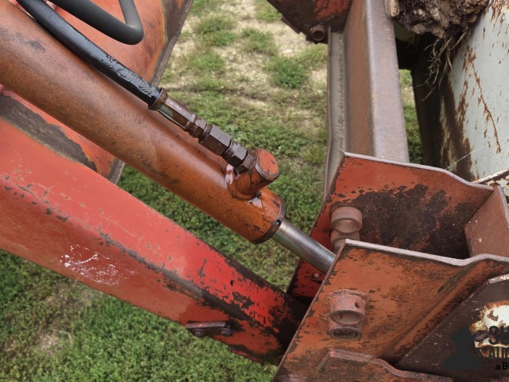 1976-international-574-image-15