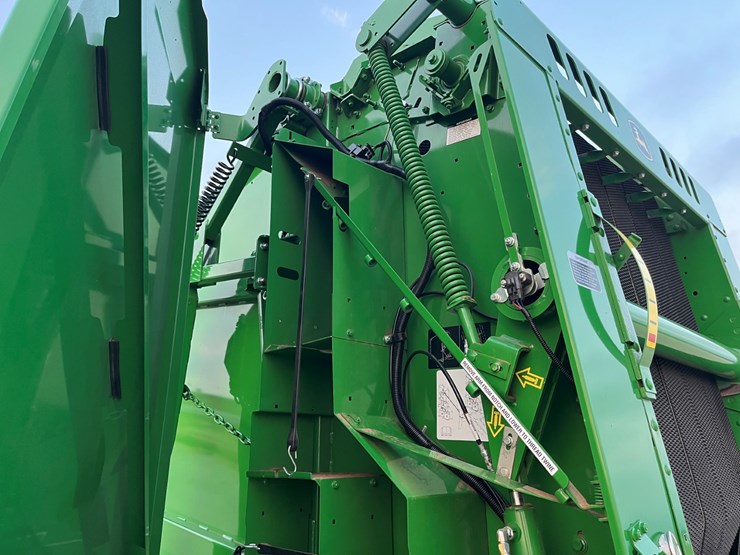 2021-john-deere-460m-image-9