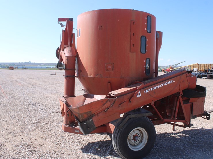 international-1250-image-21