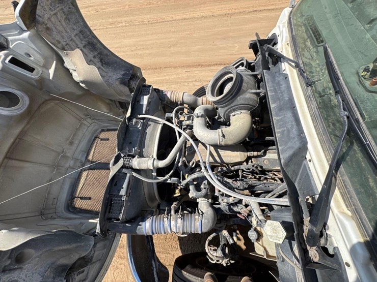 2018-kenworth-t270-image-24