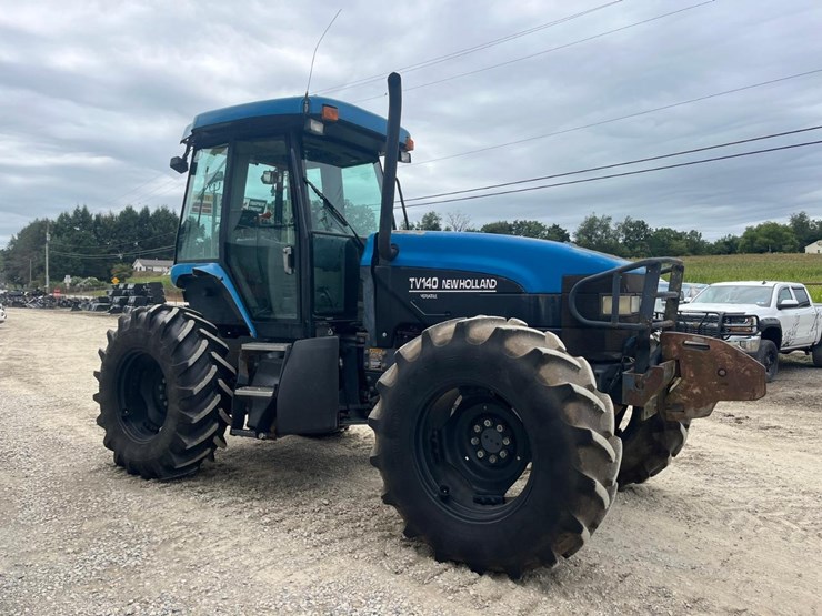 new-holland-tv140-image-7