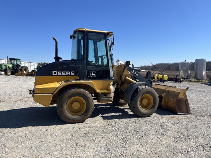 2007-deere-304j-image-8