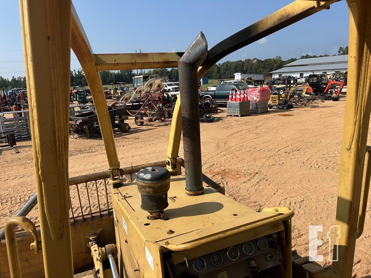 1990-caterpillar-d3c-lgp-image-9