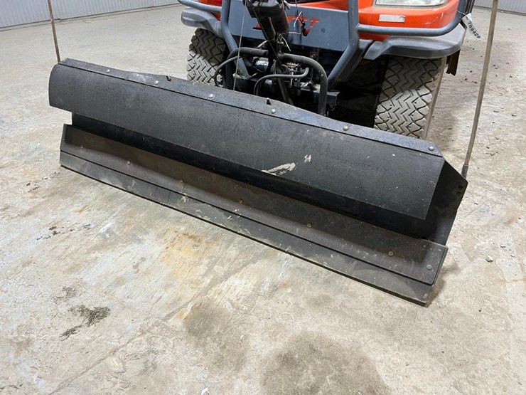 kubota-rtv900-image-9