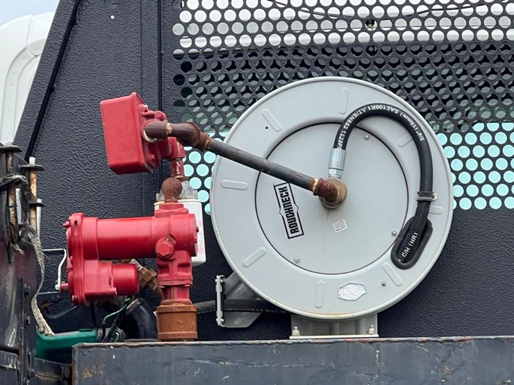 2017-international-durastar-4300-image-17