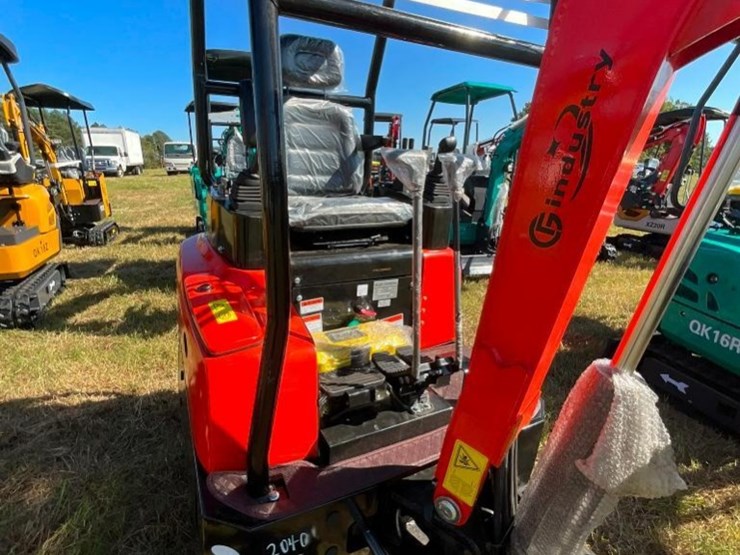 unused-cfg-nt18k-mini-excavator-(kubota-image-5