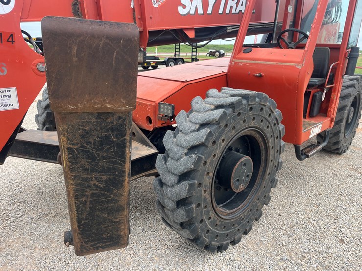 2006-sky-trak-10042-image-2