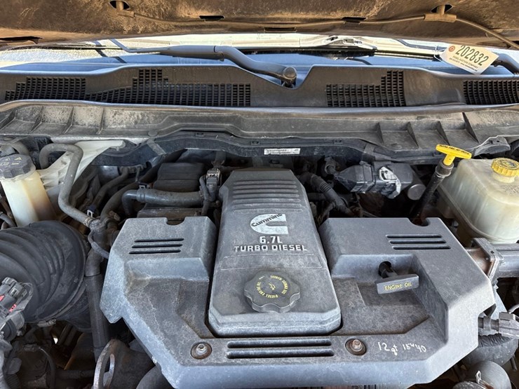 dodge-ram-5500-image-23