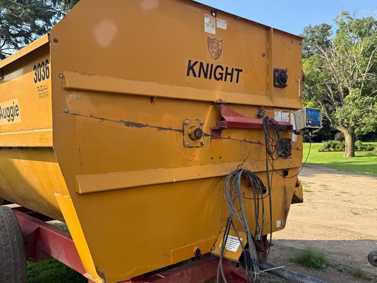 2000-knight-3036-image-6