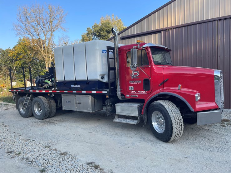 caterpillar-c12-image-4