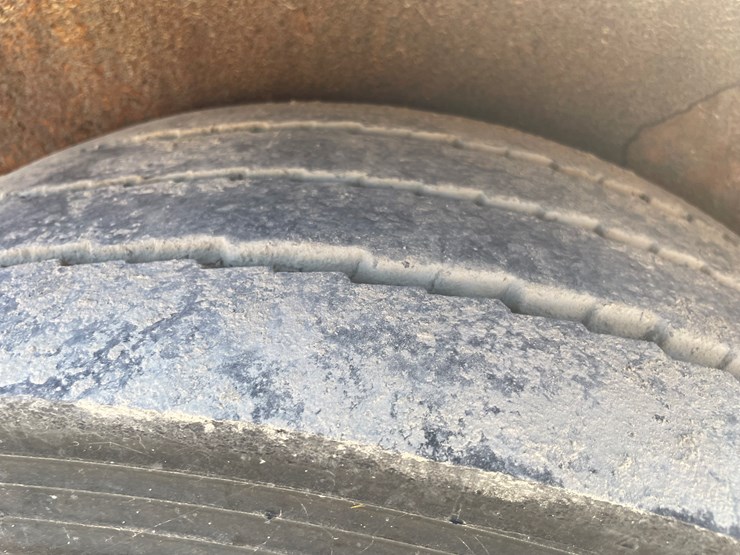 2015-custom-flatbed-image-15