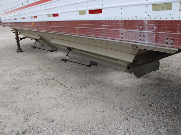 #2079-•-#2079-1981-barret-42ft-super-hopper-bottom-trailer-image-9