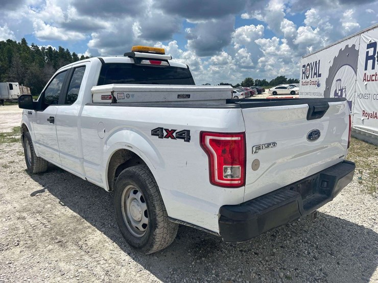 2017-ford-f150-image-4