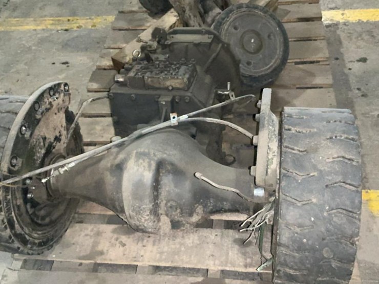 #163-•-forklift-drive-and-steer-wheels-image-5