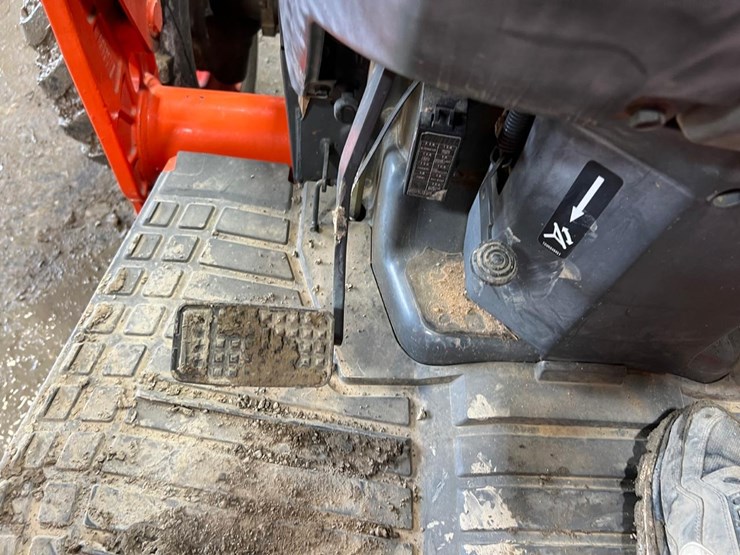 kubota-la514-image-39