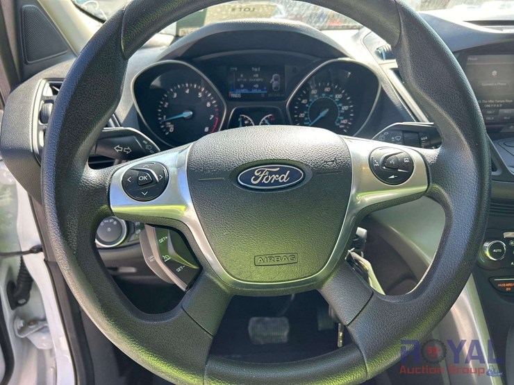 2014-ford-escape-image-13