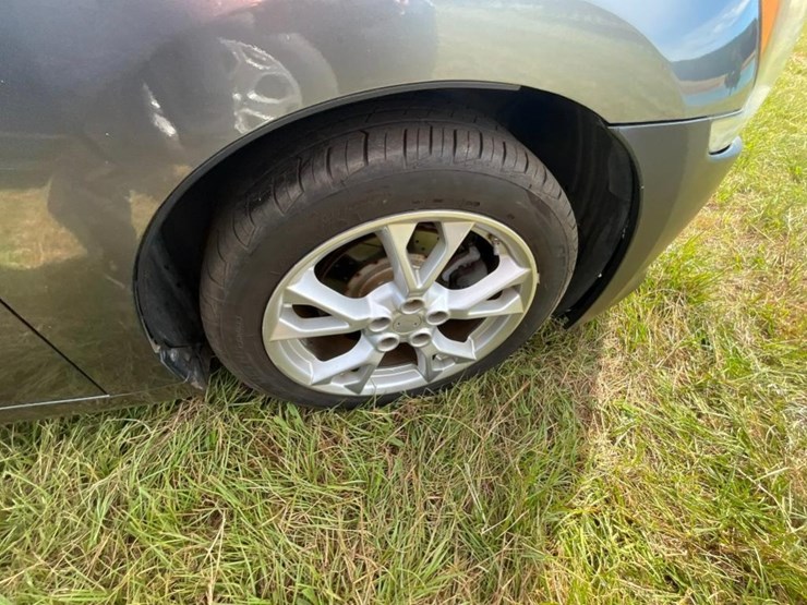 2014-nissan-maxima-**salvage-title**-image-12