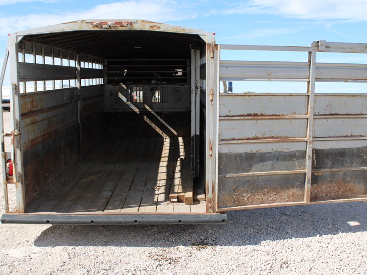 1994-titan-trailer-image-14