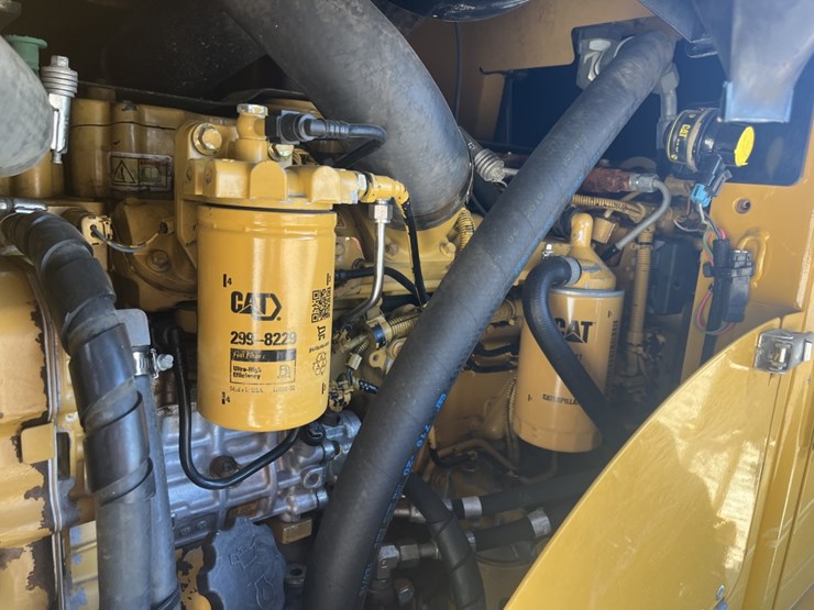 caterpillar-930h-image-15