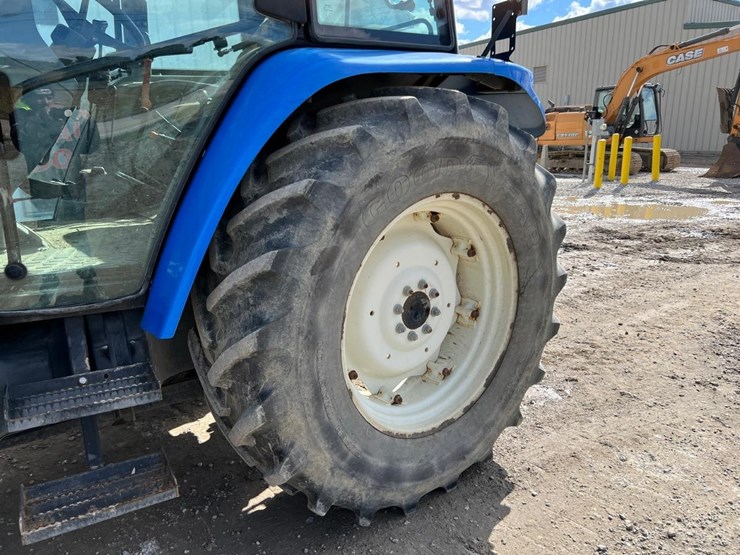 new-holland-tl100a-image-13
