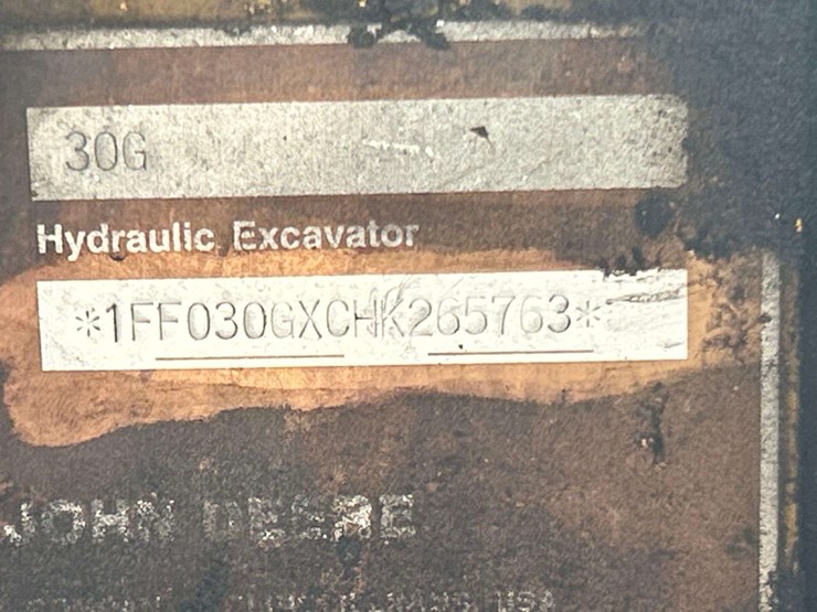 2017-deere-30g-image-5