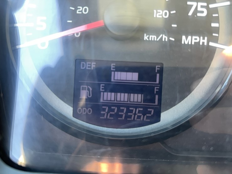 2016-hino-258-image-18