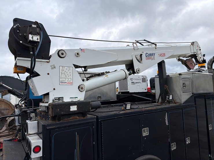 peterbilt-337-image-7